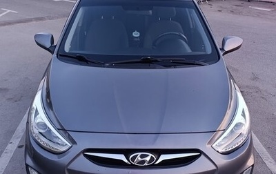 Hyundai Solaris II рестайлинг, 2013 год, 680 000 рублей, 1 фотография