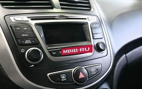 Hyundai Solaris II рестайлинг, 2015 год, 1 049 900 рублей, 18 фотография