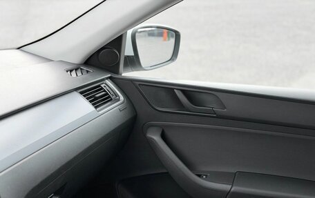 Skoda Rapid I, 2015 год, 900 000 рублей, 21 фотография