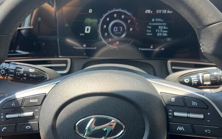 Hyundai Elantra, 2022 год, 2 000 000 рублей, 30 фотография