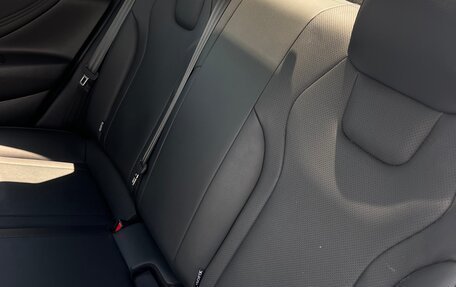Hyundai Elantra, 2022 год, 2 000 000 рублей, 22 фотография