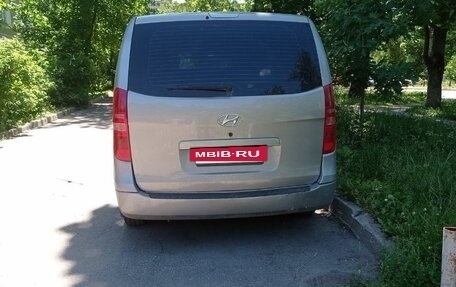 Hyundai Grand Starex Grand Starex I рестайлинг 2, 2011 год, 980 000 рублей, 10 фотография