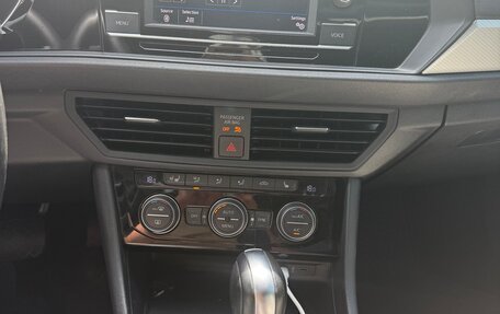 Volkswagen Jetta VII, 2020 год, 2 000 000 рублей, 16 фотография