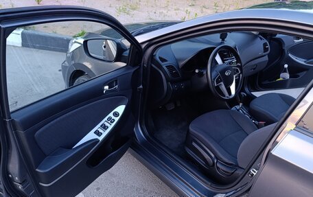 Hyundai Solaris II рестайлинг, 2013 год, 680 000 рублей, 12 фотография