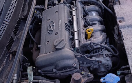 Hyundai Solaris II рестайлинг, 2013 год, 680 000 рублей, 19 фотография