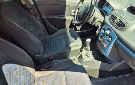 Renault Clio III, 2007 год, 530 000 рублей, 17 фотография