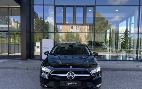 Mercedes-Benz A-Класс, 2019 год, 1 940 000 рублей, 2 фотография