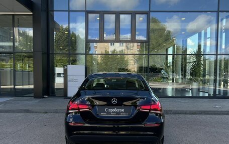 Mercedes-Benz A-Класс, 2019 год, 1 940 000 рублей, 6 фотография