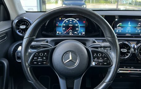 Mercedes-Benz A-Класс, 2019 год, 1 940 000 рублей, 19 фотография