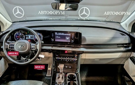 KIA Carnival, 2021 год, 3 990 000 рублей, 13 фотография