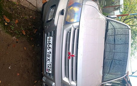 Mitsubishi Pajero III рестайлинг, 2002 год, 850 001 рублей, 1 фотография
