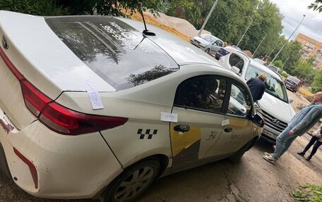 KIA Rio IV, 2018 год, 525 315 рублей, 2 фотография