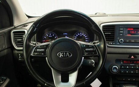 KIA Sportage IV рестайлинг, 2021 год, 2 170 000 рублей, 20 фотография