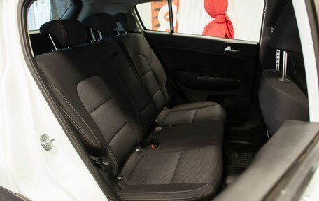 KIA Sportage IV рестайлинг, 2021 год, 2 170 000 рублей, 30 фотография