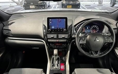 Mitsubishi Eclipse Cross, 2023 год, 1 860 000 рублей, 9 фотография
