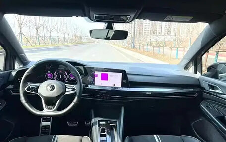 Volkswagen Golf VIII, 2024 год, 2 456 500 рублей, 10 фотография
