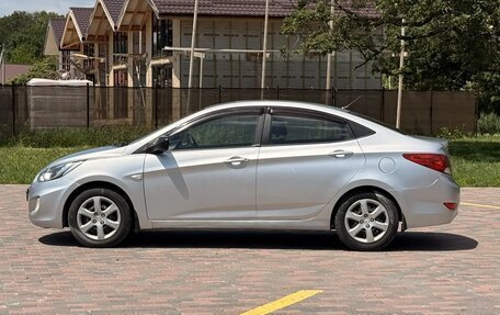 Hyundai Solaris II рестайлинг, 2011 год, 690 000 рублей, 5 фотография