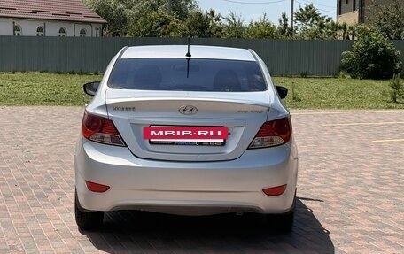 Hyundai Solaris II рестайлинг, 2011 год, 690 000 рублей, 3 фотография