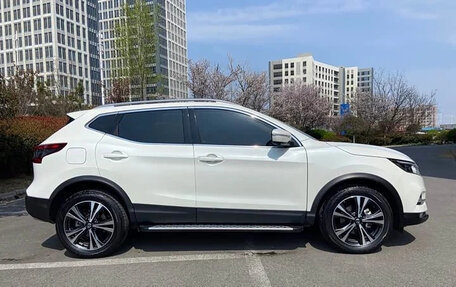 Nissan Qashqai, 2022 год, 1 620 000 рублей, 8 фотография