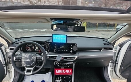 KIA K5, 2023 год, 2 120 000 рублей, 10 фотография
