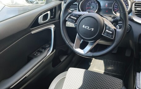 KIA cee'd III, 2022 год, 2 400 000 рублей, 14 фотография