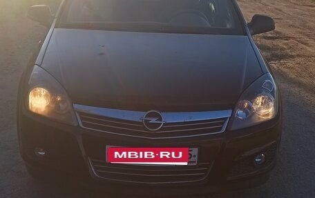 Opel Astra H, 2013 год, 390 000 рублей, 2 фотография
