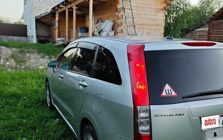 Honda Stream II, 2006 год, 990 000 рублей, 11 фотография