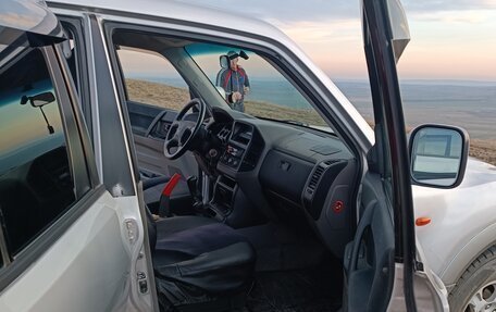 Mitsubishi Pajero III рестайлинг, 2002 год, 850 001 рублей, 8 фотография