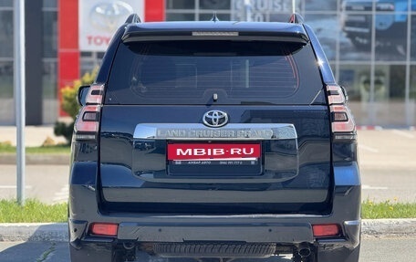 Toyota Land Cruiser Prado 150 рестайлинг 2, 2018 год, 5 250 000 рублей, 7 фотография