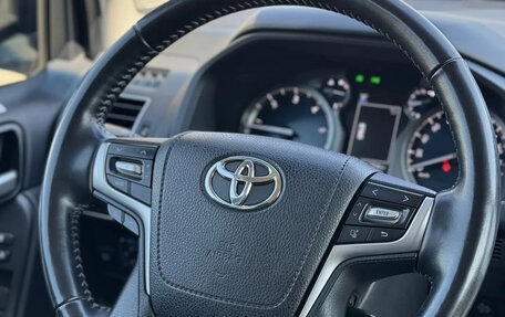 Toyota Land Cruiser Prado 150 рестайлинг 2, 2018 год, 5 250 000 рублей, 16 фотография