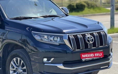 Toyota Land Cruiser Prado 150 рестайлинг 2, 2018 год, 5 250 000 рублей, 24 фотография