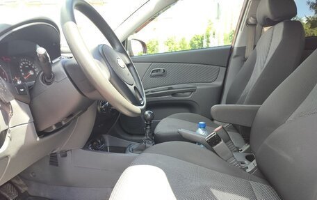 KIA Rio II, 2010 год, 850 000 рублей, 5 фотография