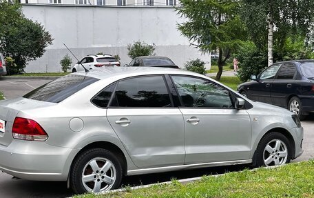 Volkswagen Polo VI (EU Market), 2011 год, 650 000 рублей, 3 фотография