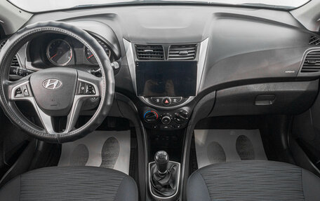 Hyundai Solaris II рестайлинг, 2015 год, 1 289 000 рублей, 10 фотография