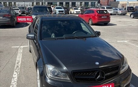 Mercedes-Benz C-Класс, 2011 год, 1 150 000 рублей, 2 фотография