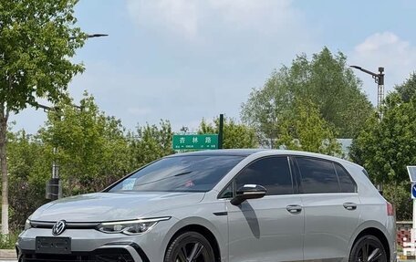Volkswagen Golf VIII, 2022 год, 2 062 714 рублей, 1 фотография