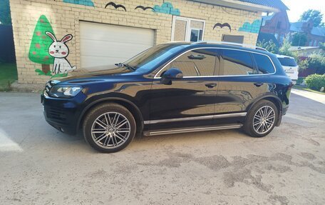 Volkswagen Touareg III, 2013 год, 2 250 000 рублей, 1 фотография