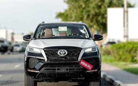 Toyota Fortuner II, 2021 год, 3 220 000 рублей, 4 фотография