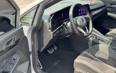 Volkswagen Golf VIII, 2022 год, 2 062 714 рублей, 6 фотография