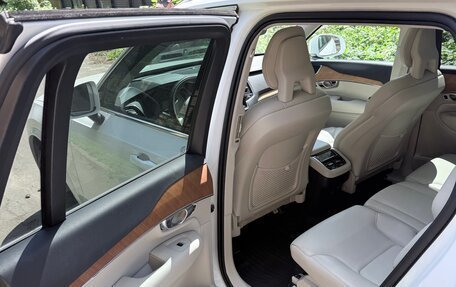Volvo XC90 II рестайлинг, 2021 год, 3 500 000 рублей, 10 фотография