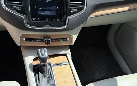 Volvo XC90 II рестайлинг, 2021 год, 3 500 000 рублей, 17 фотография
