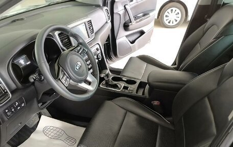 KIA Sportage IV рестайлинг, 2020 год, 2 350 000 рублей, 7 фотография