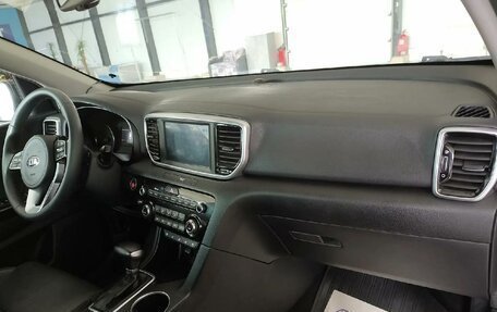 KIA Sportage IV рестайлинг, 2020 год, 2 350 000 рублей, 12 фотография