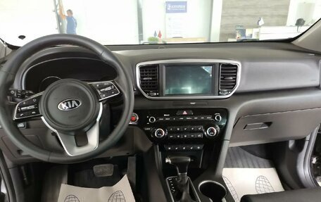 KIA Sportage IV рестайлинг, 2020 год, 2 350 000 рублей, 9 фотография