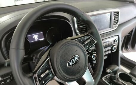 KIA Sportage IV рестайлинг, 2020 год, 2 350 000 рублей, 8 фотография