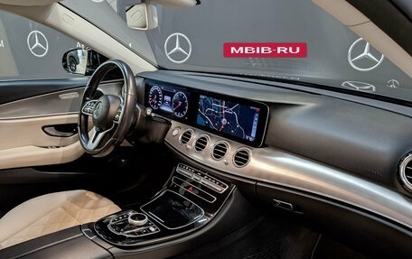 Mercedes-Benz E-Класс, 2019 год, 3 490 000 рублей, 13 фотография