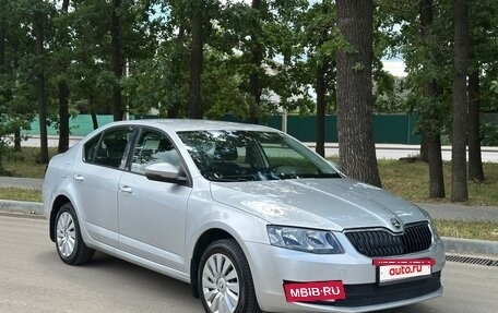 Skoda Octavia, 2015 год, 1 290 000 рублей, 4 фотография