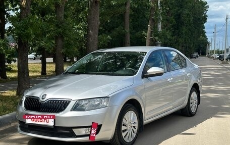 Skoda Octavia, 2015 год, 1 290 000 рублей, 2 фотография