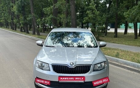 Skoda Octavia, 2015 год, 1 290 000 рублей, 3 фотография