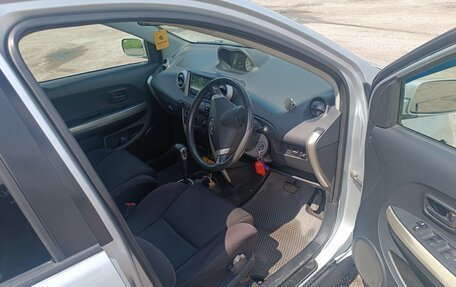 Toyota Ist II, 2002 год, 550 000 рублей, 5 фотография